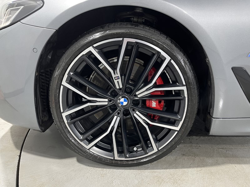 2023 (23) BMW 5 SERIES 520d MHT M Sport 4dr Step Auto 5457030