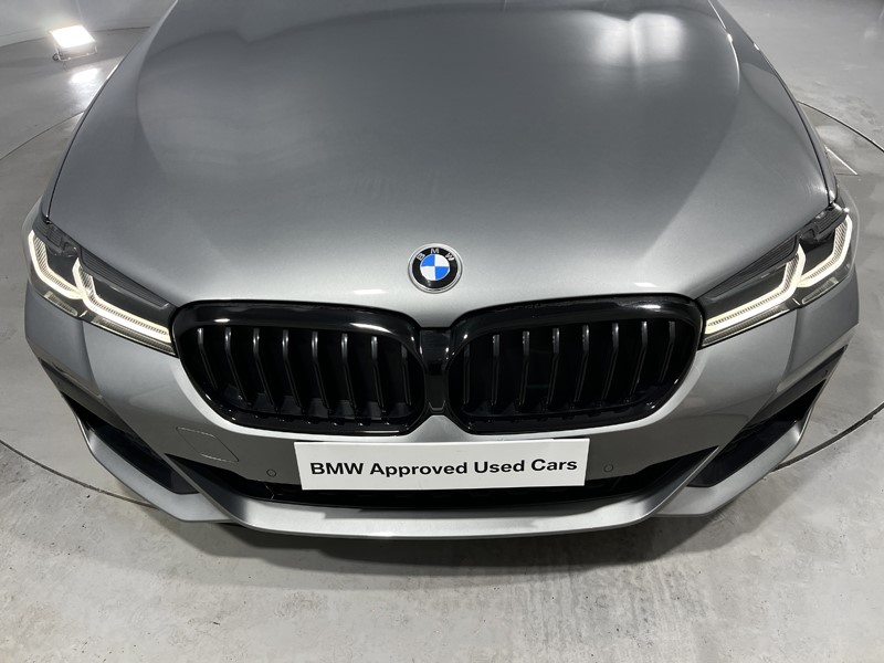 2023 (23) BMW 5 SERIES 520d MHT M Sport 4dr Step Auto 5457058