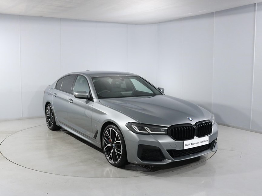 2023 (23) BMW 5 SERIES 520d MHT M Sport 4dr Step Auto