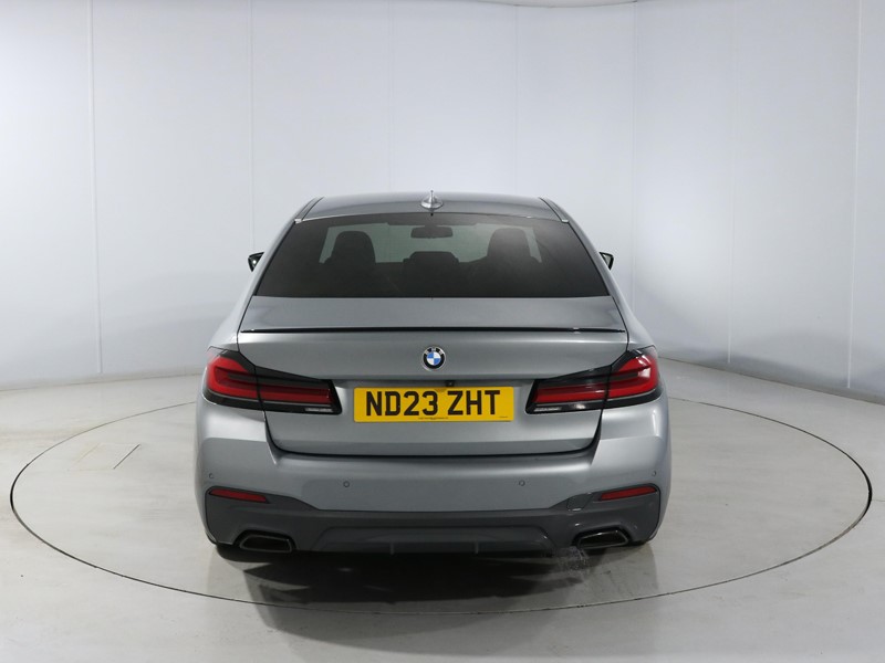 2023 (23) BMW 5 SERIES 520d MHT M Sport 4dr Step Auto 5457031