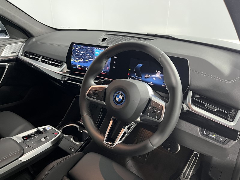 2025 (25) BMW iX2 150kW eDrive20 M Sport 65kWh 5dr Auto 5442874