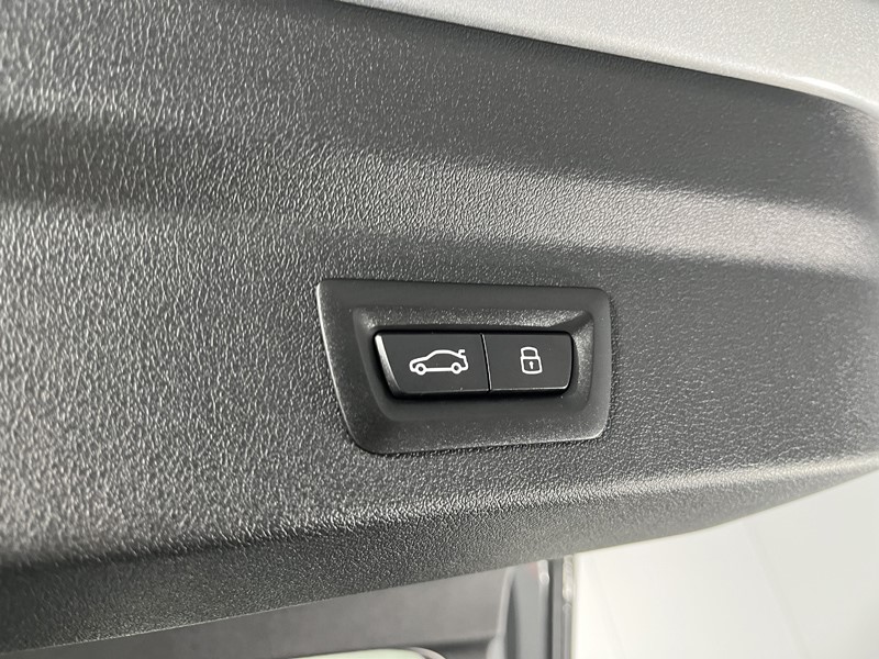 2025 (25) BMW iX2 150kW eDrive20 M Sport 65kWh 5dr Auto 5442915