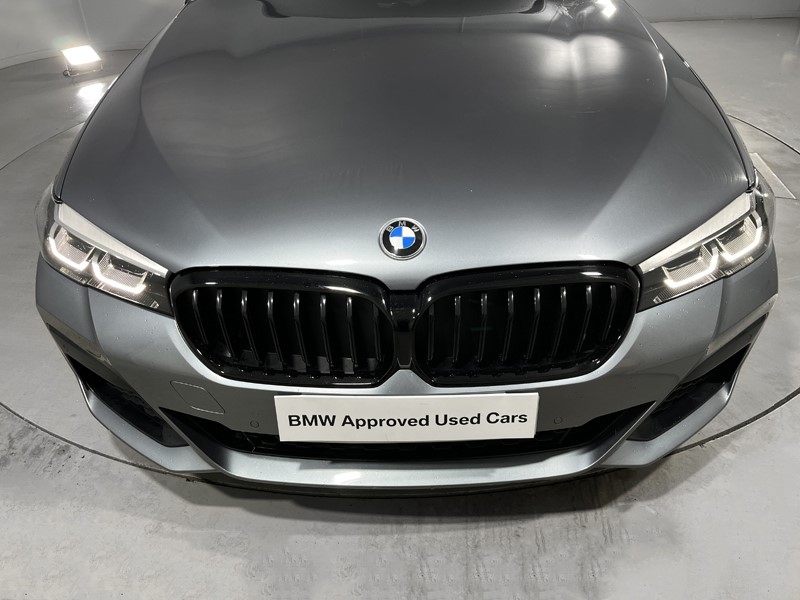 2022 (22) BMW 5 SERIES 520d MHT M Sport 4dr Step Auto 5457196