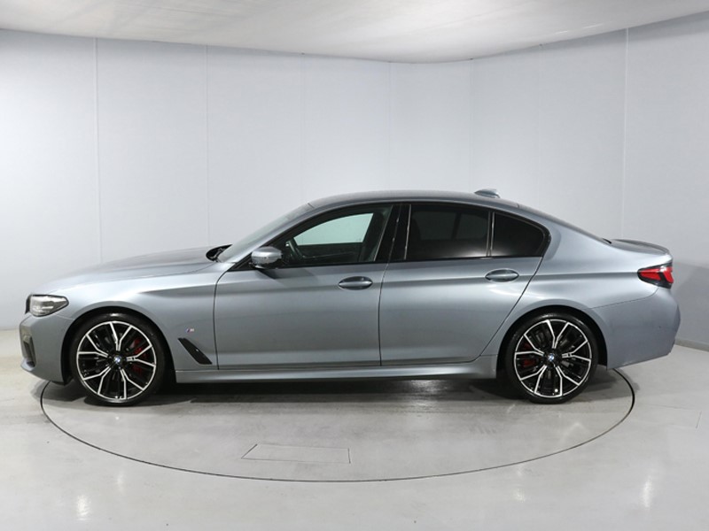 2022 (22) BMW 5 SERIES 520d MHT M Sport 4dr Step Auto 5457203