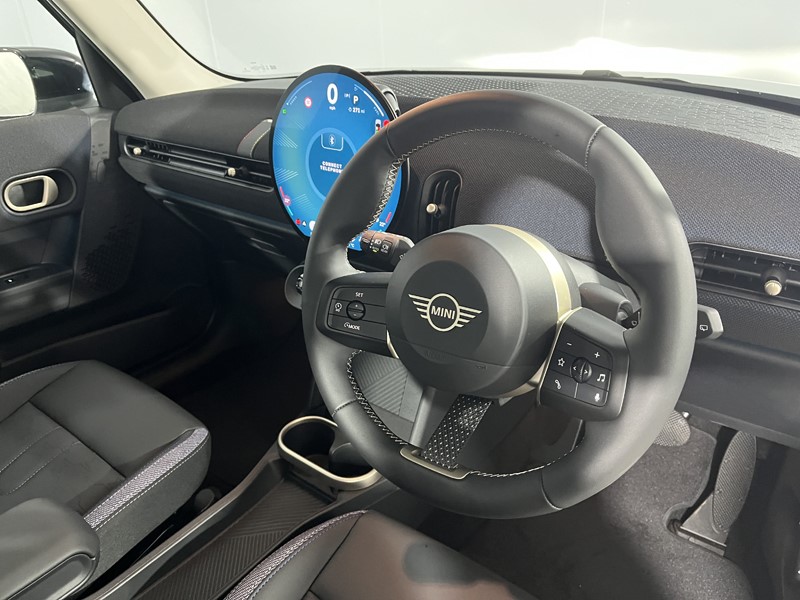 2025 (75) MINI COOPER 1.5 C Classic 5dr Auto 5484225