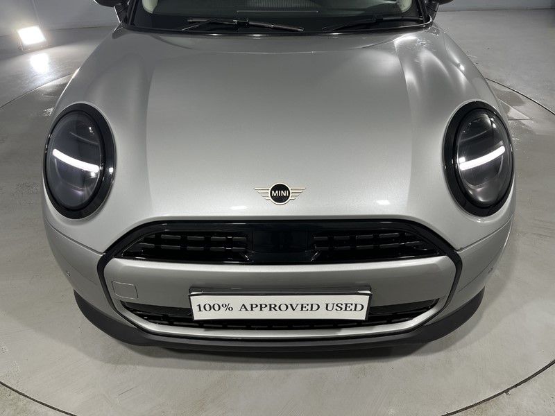 2025 (75) MINI COOPER 1.5 C Classic 5dr Auto 5484254