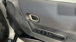 2025 (75) MINI COOPER 1.5 C Classic 5dr Auto 5484239