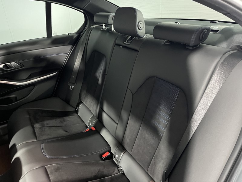 2023 (73) BMW 3 SERIES 320i M Sport 4dr Step Auto 5442780