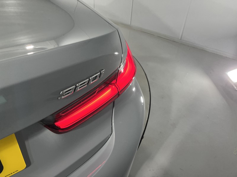 2023 (73) BMW 3 SERIES 320i M Sport 4dr Step Auto 5442812