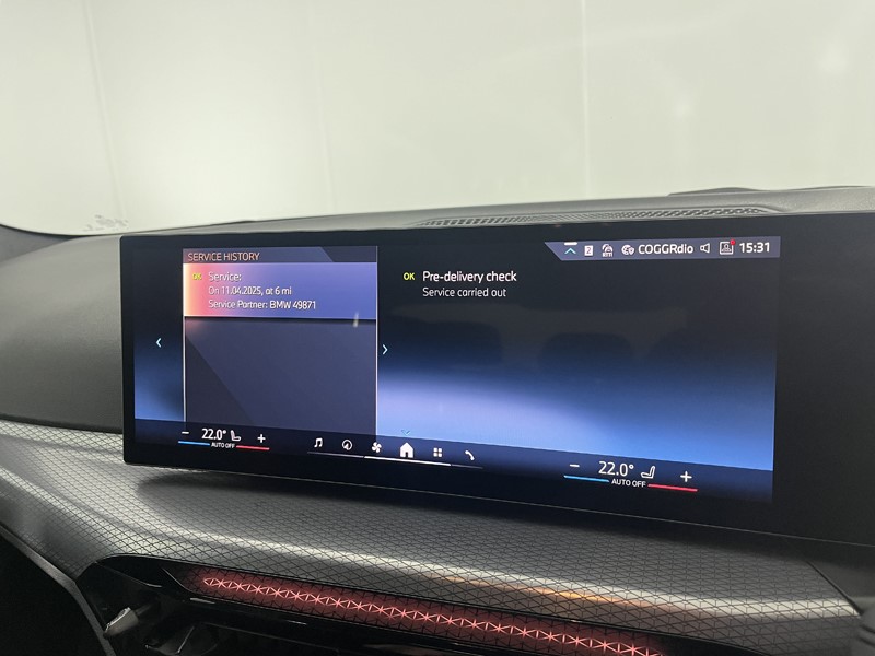 2025 (25) BMW 3 SERIES 330e 22.3 kWh M Sport 4dr Step Auto 5446171