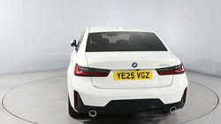 2025 (25) BMW 3 SERIES 330e 22.3 kWh M Sport 4dr Step Auto 5446157