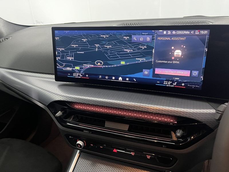 2025 (25) BMW 3 SERIES 330e 22.3 kWh M Sport 4dr Step Auto 5446150