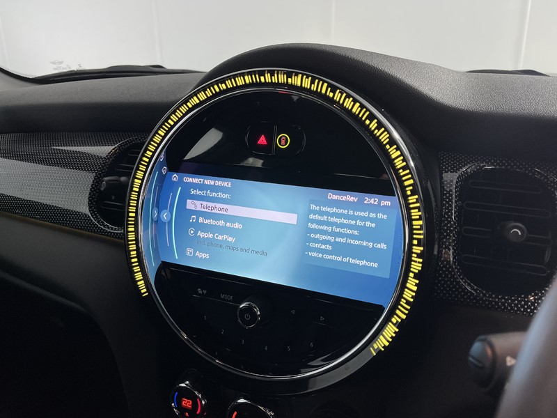 2022 (72) MINI HATCHBACK 1.5 Cooper Exclusive 3dr Auto 5441328