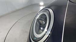 2022 (72) MINI HATCHBACK 1.5 Cooper Exclusive 3dr Auto 5441335