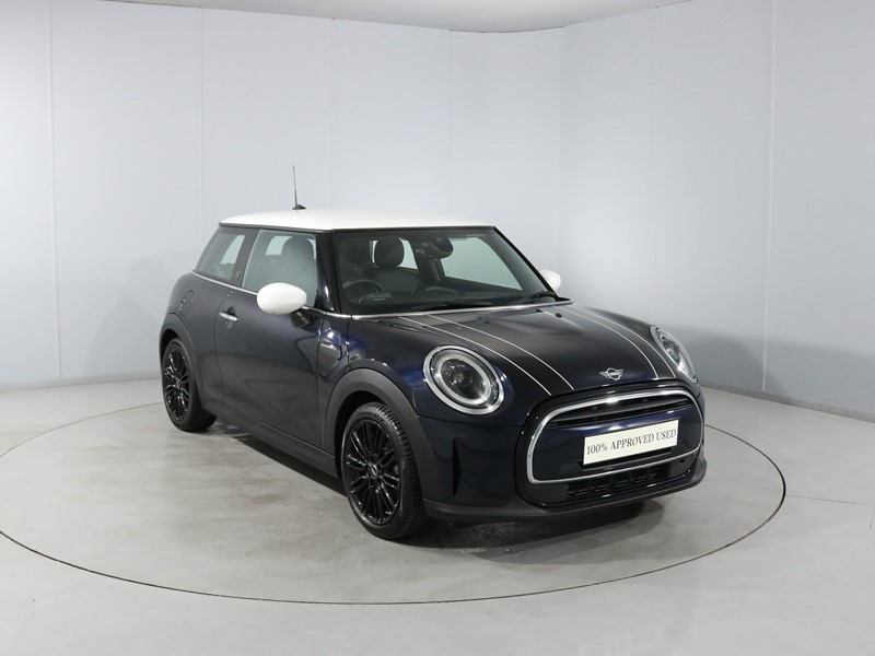 2022 (72) MINI HATCHBACK 1.5 Cooper Exclusive 3dr Auto