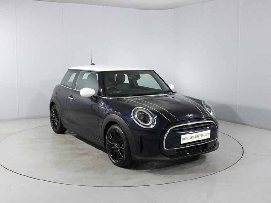 2022 (72) MINI HATCHBACK 1.5 Cooper Exclusive 3dr Auto