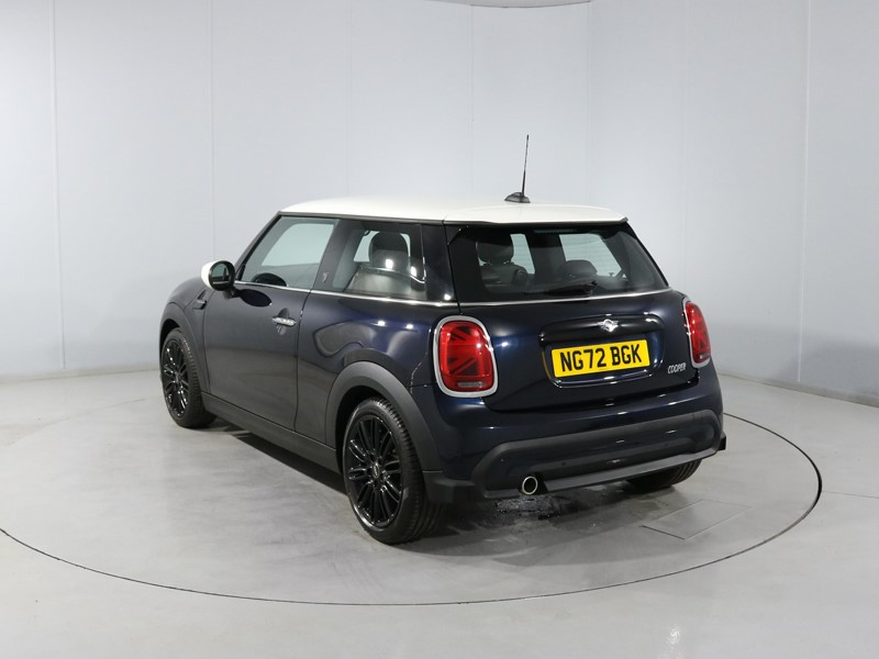 2022 (72) MINI HATCHBACK 1.5 Cooper Exclusive 3dr Auto