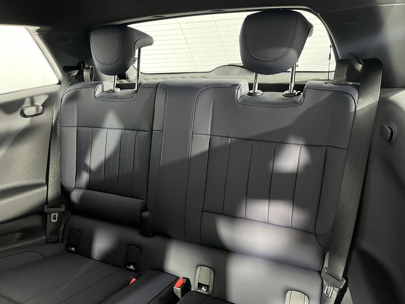 2025 (25) MINI COOPER 135kW E Exclusive 41kWh 3dr Auto 5441671