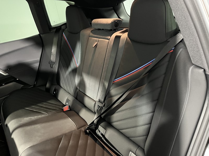 2025 (75) BMW iX 300kW xDrive45 M Sport 101kWh 5dr Auto 5470977