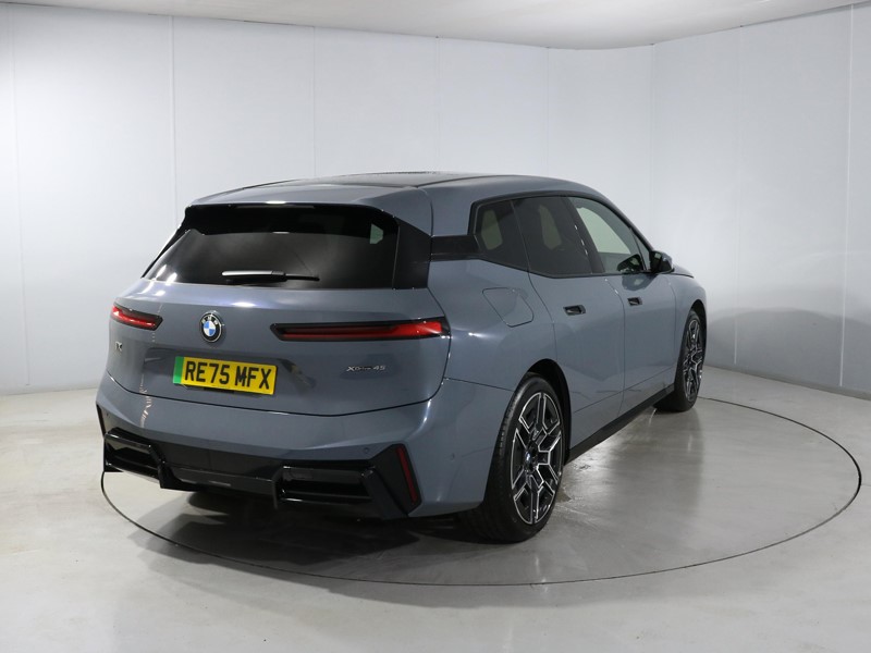 2025 (75) BMW iX 300kW xDrive45 M Sport 101kWh 5dr Auto 5471013
