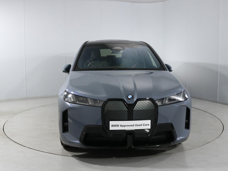 2025 (75) BMW iX 300kW xDrive45 M Sport 101kWh 5dr Auto 5470981