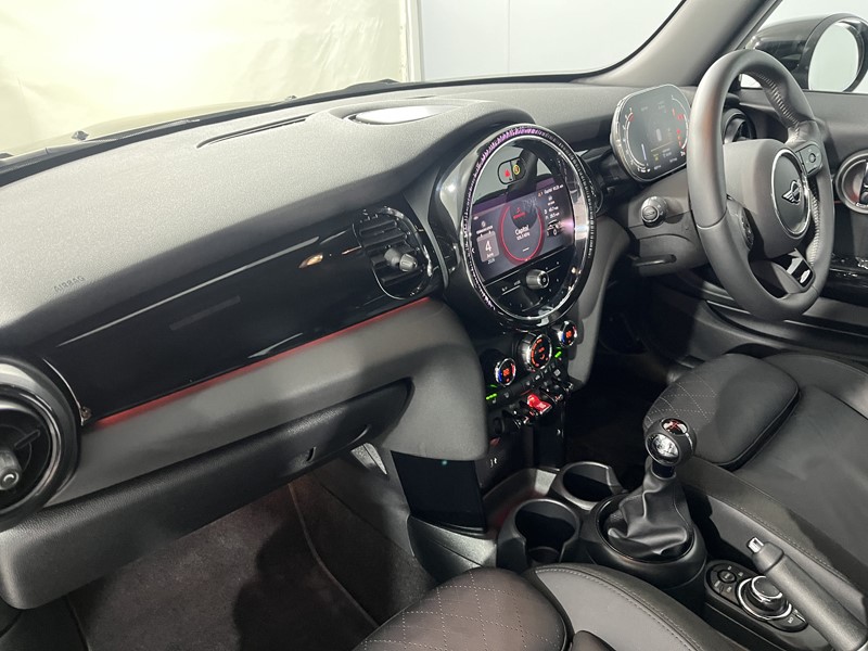 2023 (23) MINI HATCHBACK 1.5 Cooper Sport 3dr 5476211