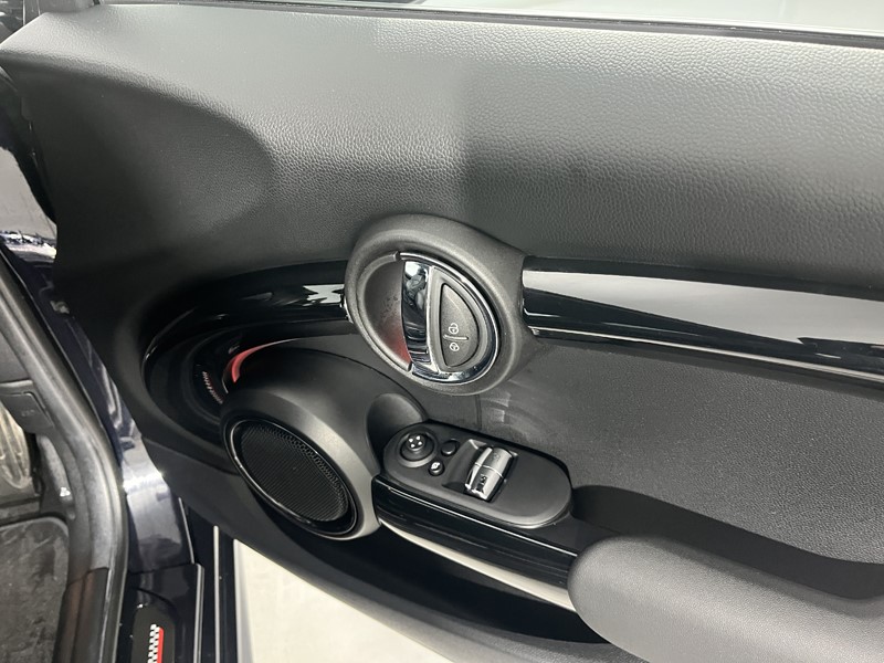 2023 (23) MINI HATCHBACK 1.5 Cooper Sport 3dr 5476223