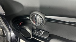 2023 (23) MINI HATCHBACK 1.5 Cooper Sport 3dr 5476223
