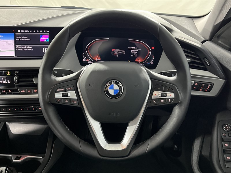2024 (24) BMW 1 SERIES 116d SE 5dr Step Auto [Live Cockpit Professional] 5457423