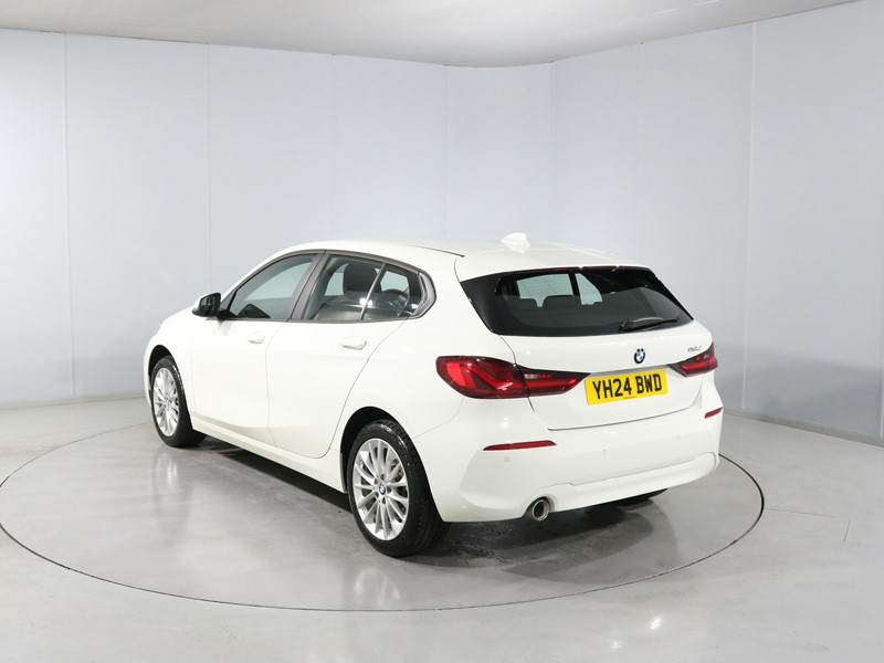 2024 (24) BMW 1 SERIES 116d SE 5dr Step Auto [Live Cockpit Professional] 1