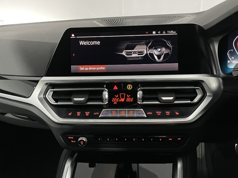 2022 (22) BMW 2 SERIES 220i M Sport 2dr Step Auto 5528337