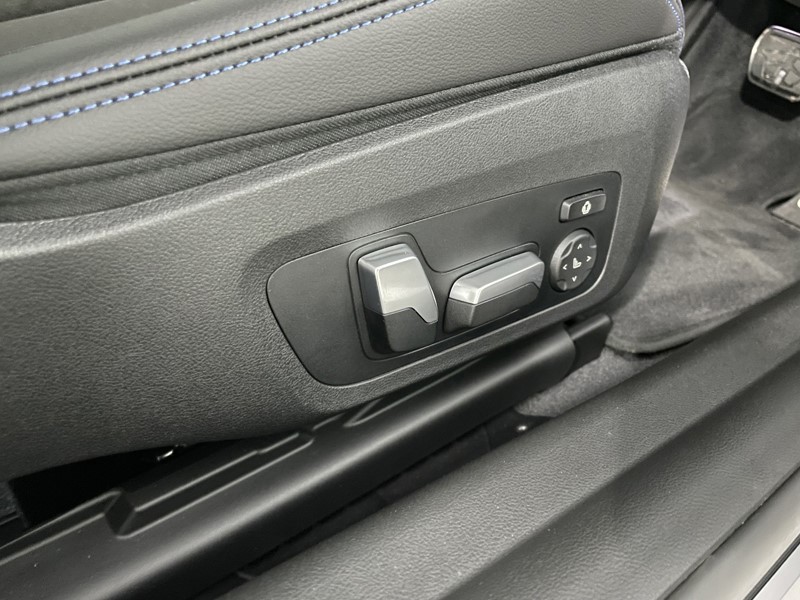 2022 (22) BMW 2 SERIES 220i M Sport 2dr Step Auto 5528350