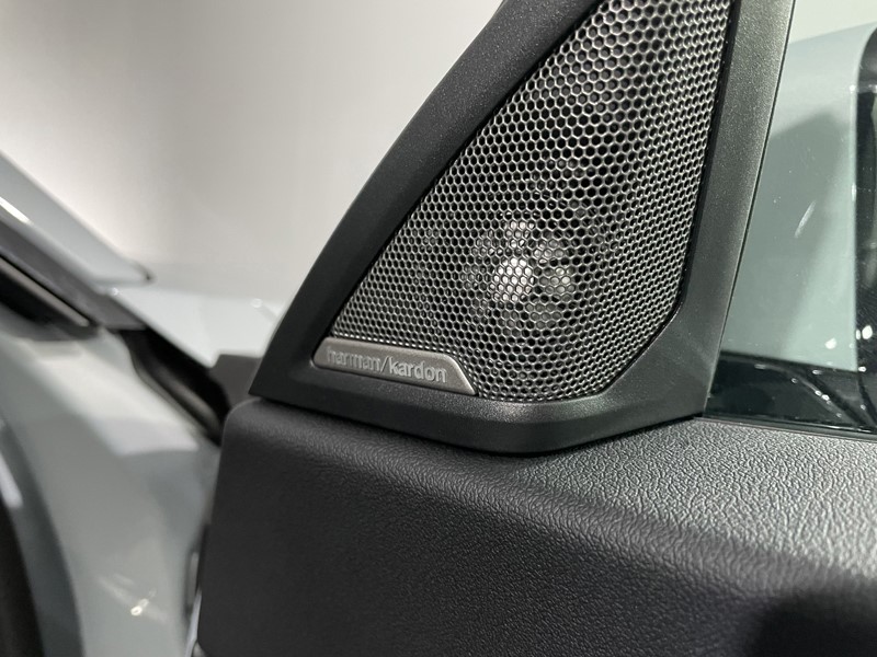 2022 (22) BMW 2 SERIES 220i M Sport 2dr Step Auto 5528353