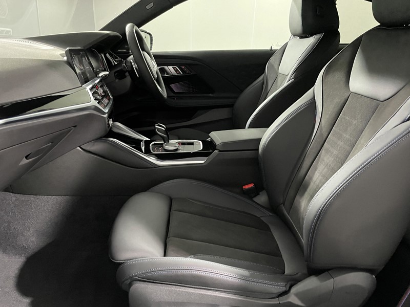 2022 (22) BMW 2 SERIES 220i M Sport 2dr Step Auto 5528370