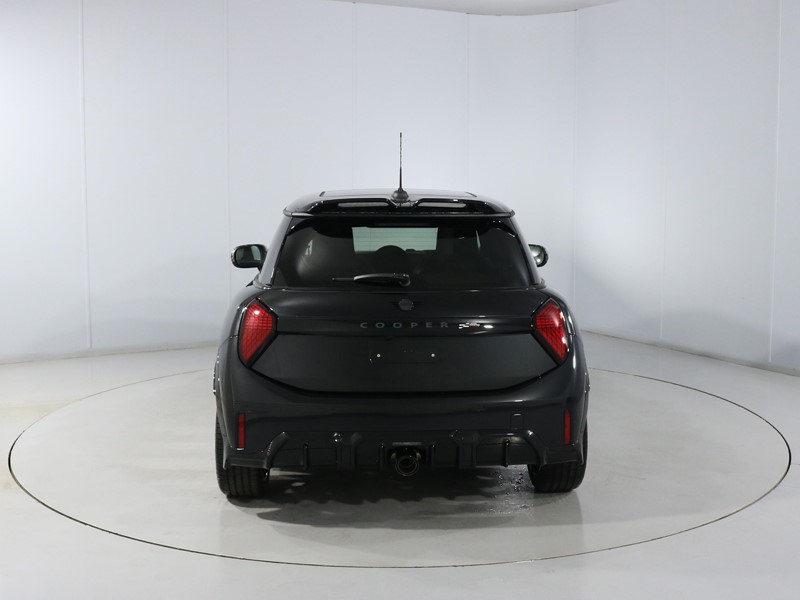 2026 (75) MINI COOPER 2.0 John Cooper Works 3dr Auto 5446627