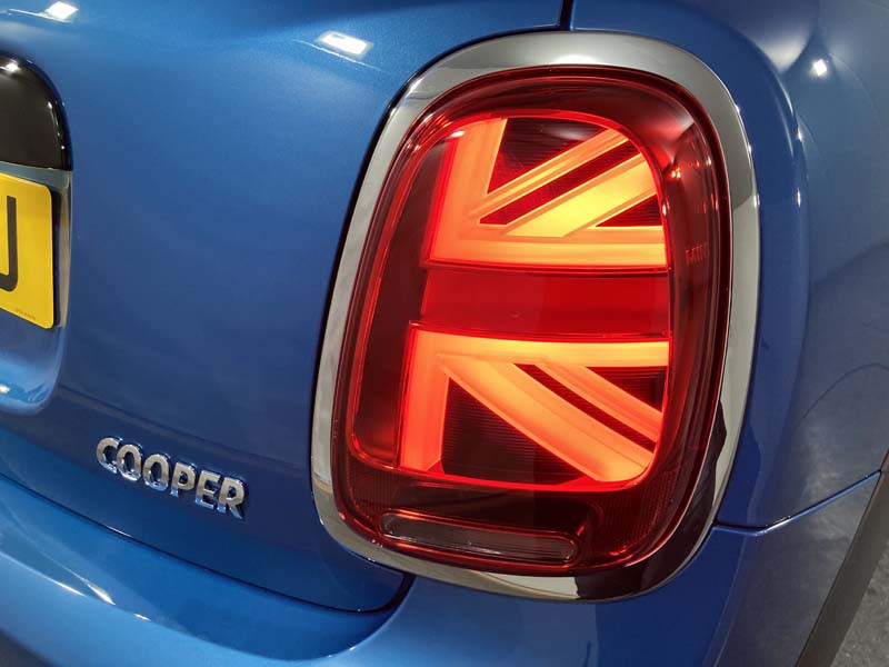2023 (23) MINI HATCHBACK 1.5 Cooper Classic 5dr Auto 5465335