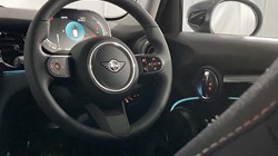 2023 (23) MINI HATCHBACK 1.5 Cooper Classic 5dr Auto 5465329