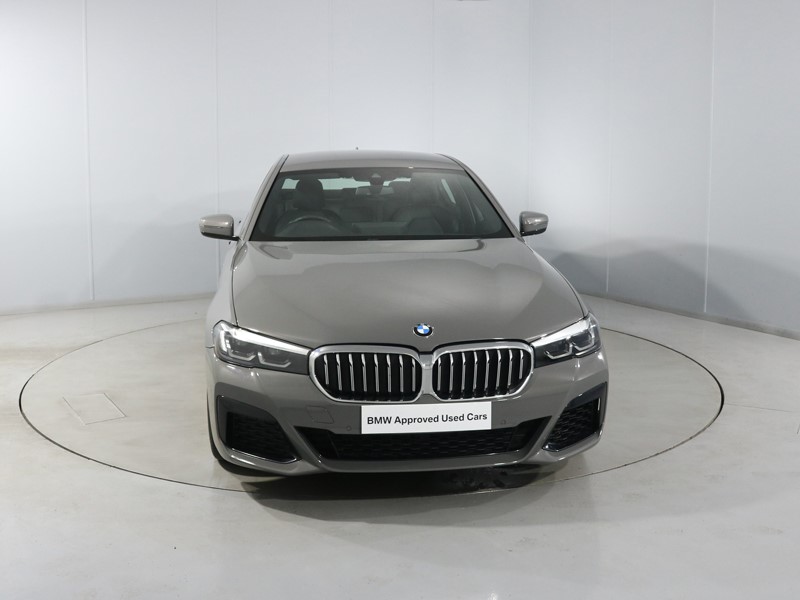 2022 (22) BMW 5 SERIES 520d MHT M Sport 4dr Step Auto 5464992
