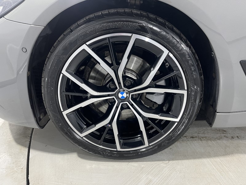 2022 (22) BMW 5 SERIES 520d MHT M Sport 4dr Step Auto 5464990