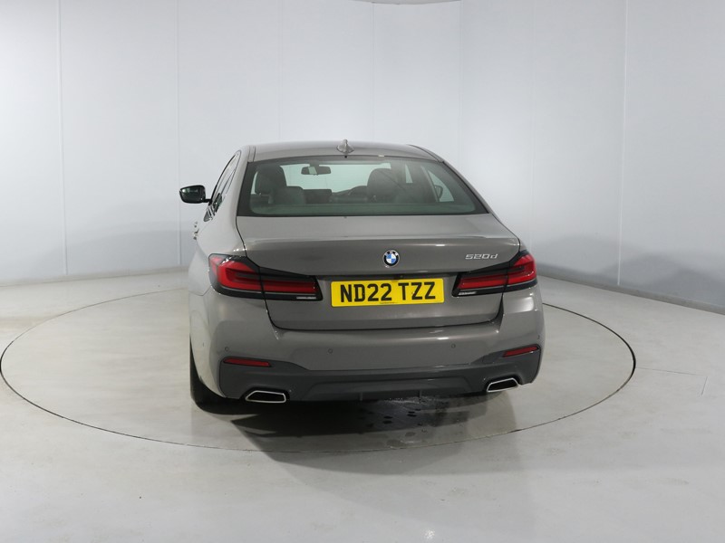 2022 (22) BMW 5 SERIES 520d MHT M Sport 4dr Step Auto 5464991