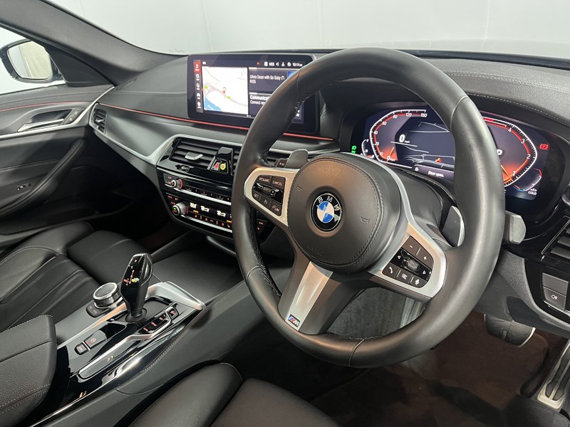 2022 (22) BMW 5 SERIES 520d MHT M Sport 4dr Step Auto 5464982