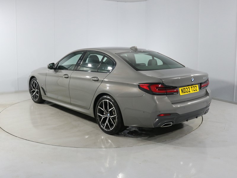2022 (22) BMW 5 SERIES 520d MHT M Sport 4dr Step Auto 5464978