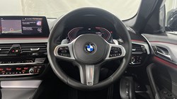 2020 (20) BMW 5 SERIES 520d MHT M Sport 4dr Auto 5465029