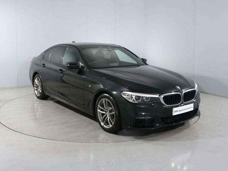 2020 (20) BMW 5 SERIES 520d MHT M Sport 4dr Auto