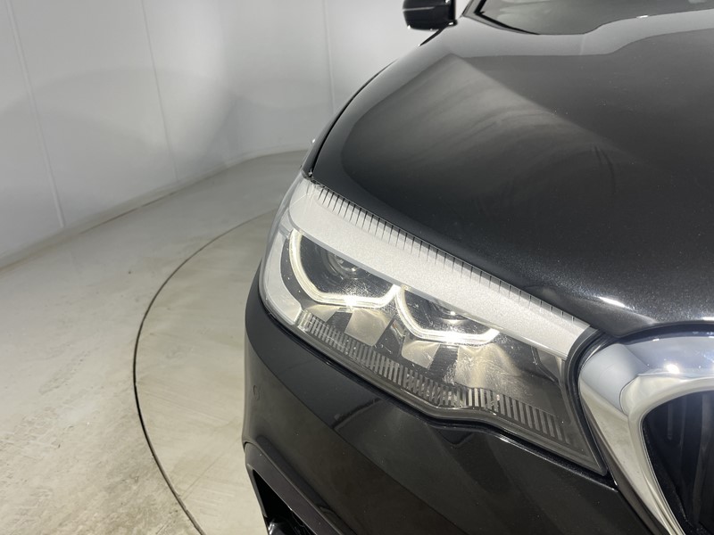 2020 (20) BMW 5 SERIES 520d MHT M Sport 4dr Auto 5465063