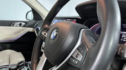 2022 (22) BMW X5 xDrive30d MHT xLine 5dr Auto 5456986