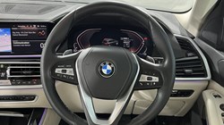 2022 (22) BMW X5 xDrive30d MHT xLine 5dr Auto 5456969