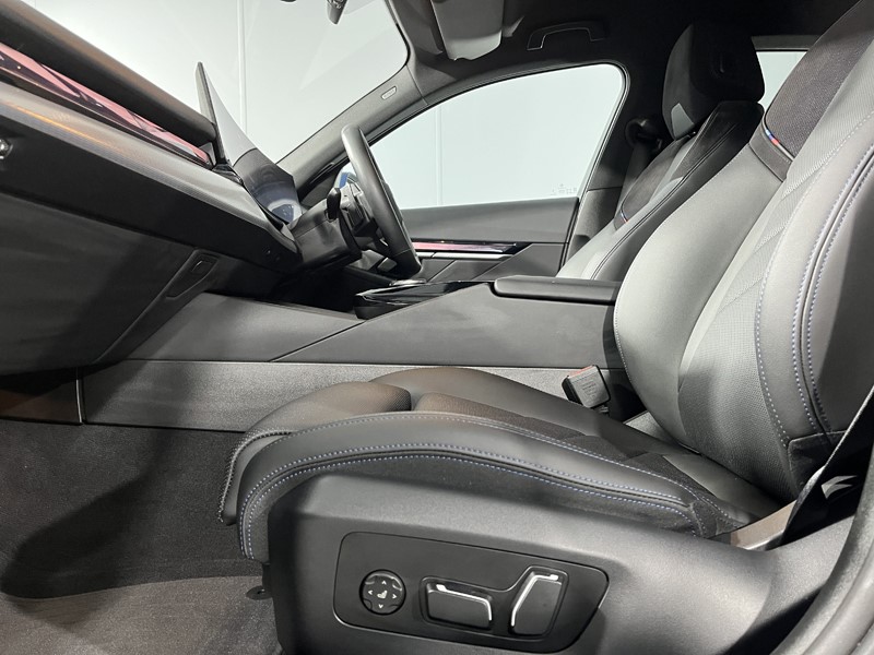 2024 (24) BMW I5 250kW eDrive40 M Sport 84kWh 4dr Auto 5456904