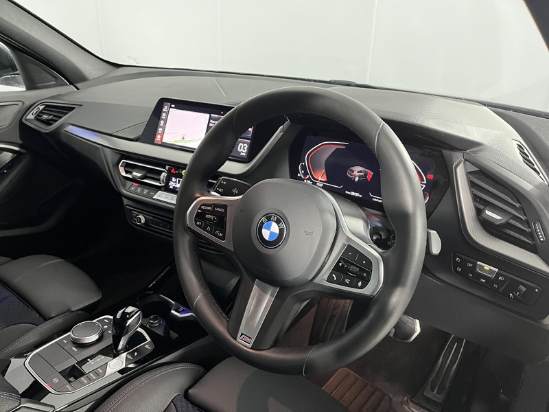 2023 (73) BMW 1 SERIES 118i [136] M Sport 5dr Step Auto [LCP] 5506129