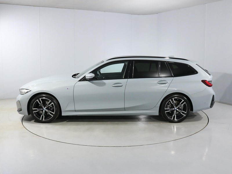 2024 (24) BMW 3 SERIES 320i M Sport 5dr Step Auto 5476342